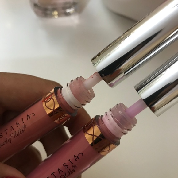 ABH | 2 liquid lipsticks (Lovely & Dolce) - Picture 4 of 4